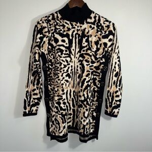 Chico’s Women’s Tan and Black Tunic  Sweater With Button Detail Size Medium(1)